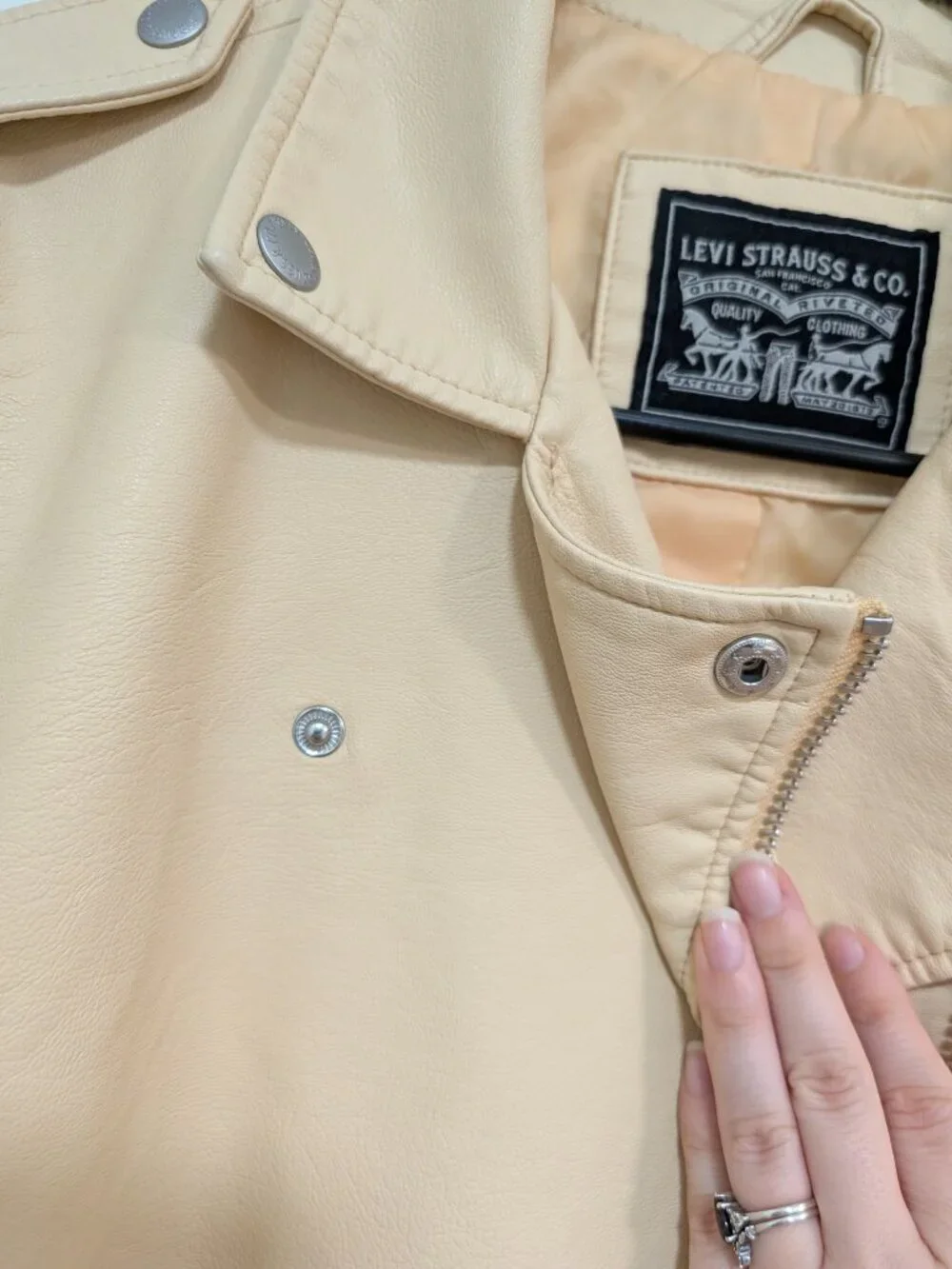 Levi Strauss Women's Cream‎ Leather Biker Jacket
